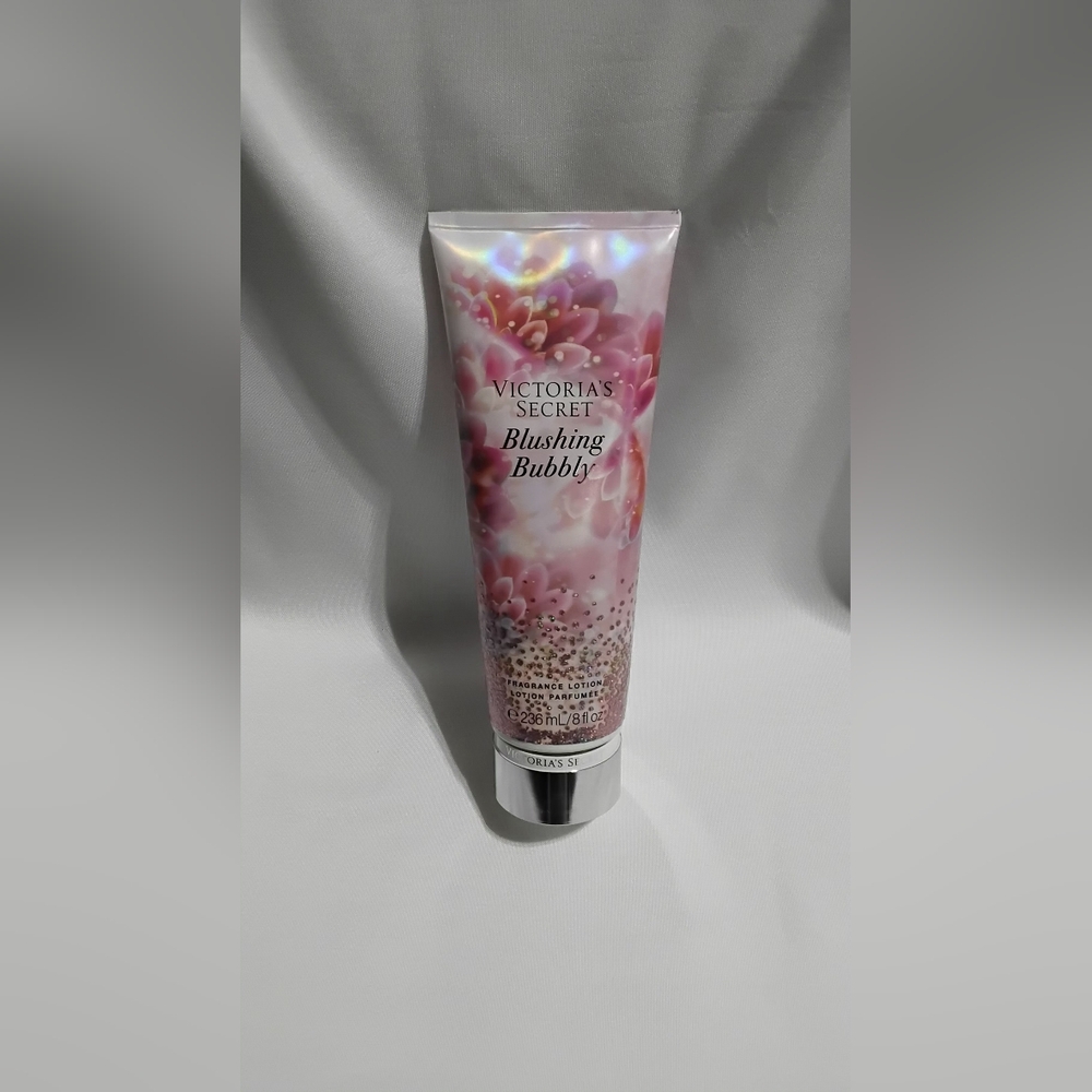 VICTORIA’S SECRET BLUSHING BUBBLY FRAGRANCE BODY LOTION CREAM 8 oz New Sealed